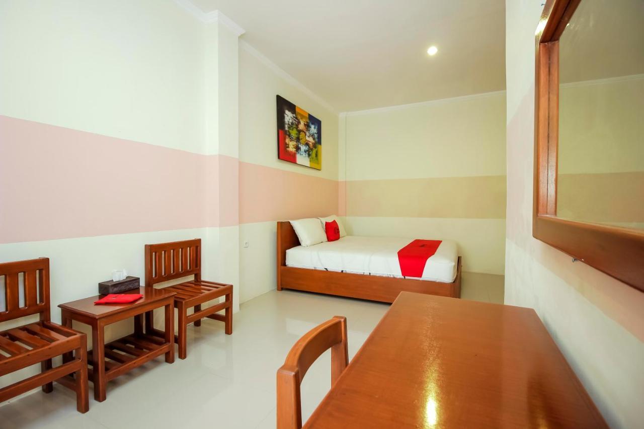 Reddoorz Near Jalan Jendral Sudirman Manado Hotel Екстериор снимка