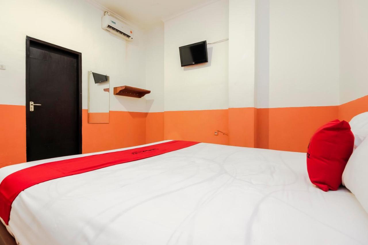 Reddoorz Near Jalan Jendral Sudirman Manado Hotel Екстериор снимка