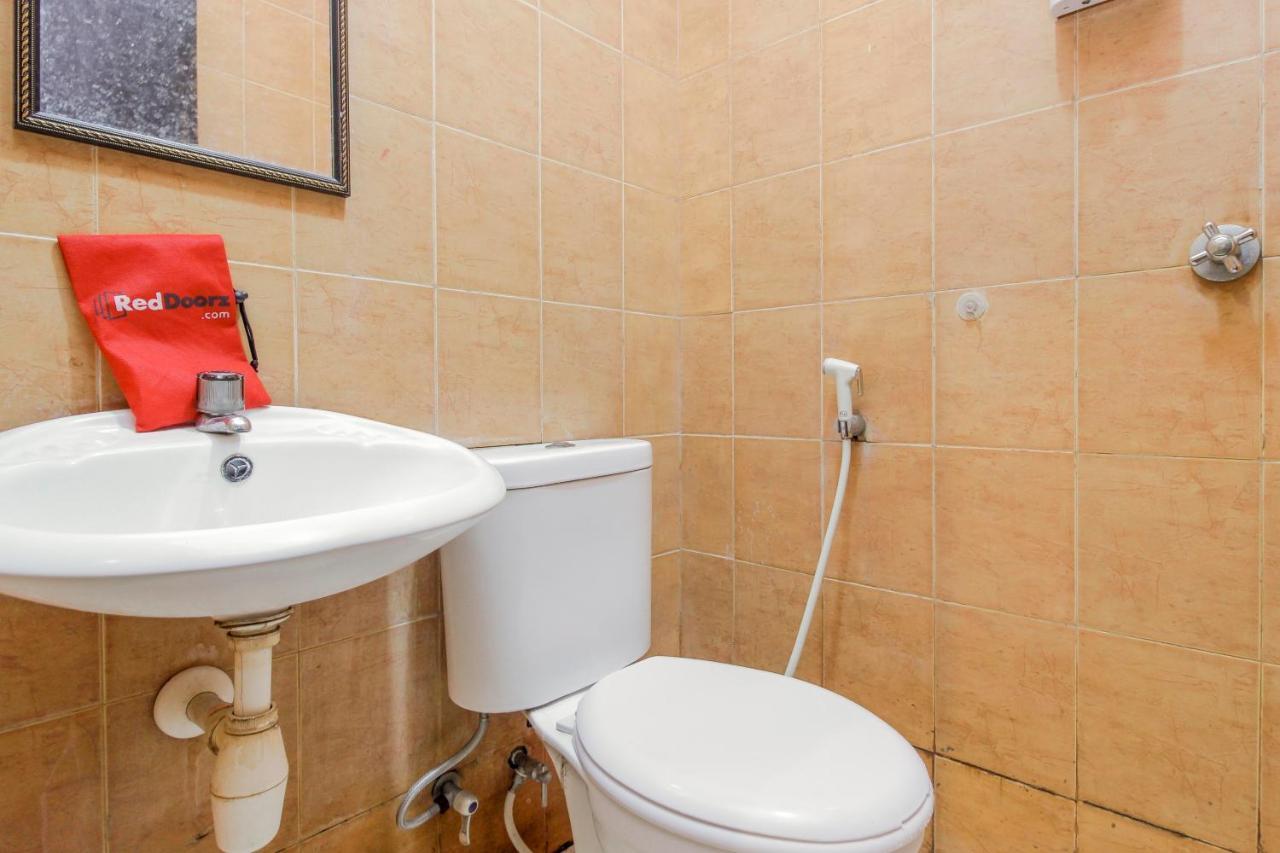 Reddoorz Near Jalan Jendral Sudirman Manado Hotel Екстериор снимка